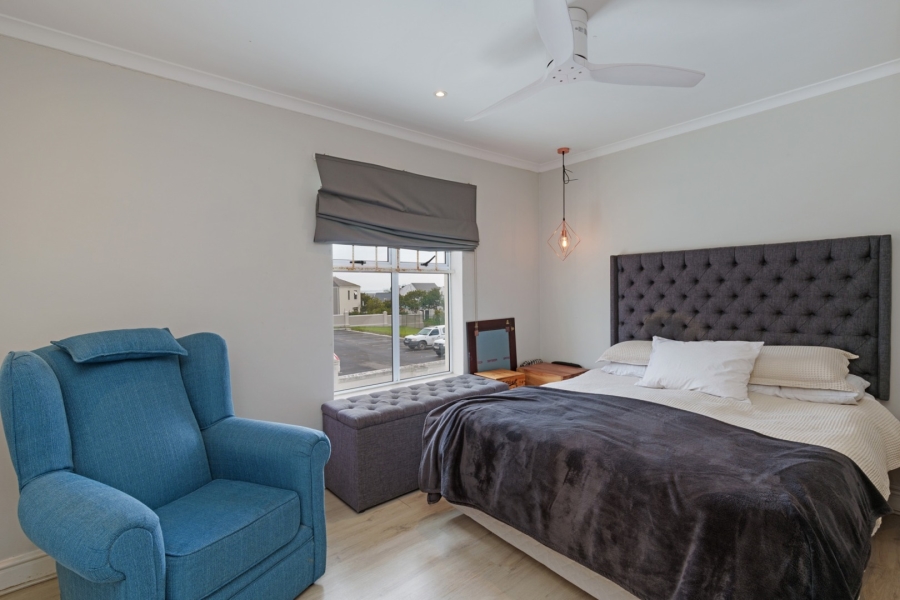 2 Bedroom Property for Sale in Royal Ascot Western Cape